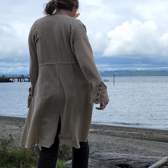 Vocal BEIGE Cardigan Duster embellished with lace designs - Picture 6 of 7